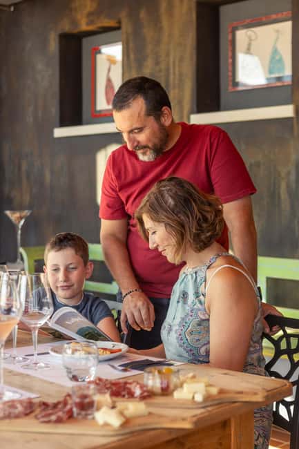 THE TRADITIONS OF VALPOLICELLA: WINE, EXTRA VIRGIN OLIVE OIL, AND HONEY TASTING - Key Points to Know Before Booking