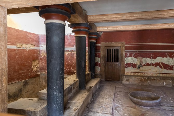 The valley of Zeus (Olive oil, wine tasting)-Knossos palace tour - What makes the Vasilies tasting stop worthwhile