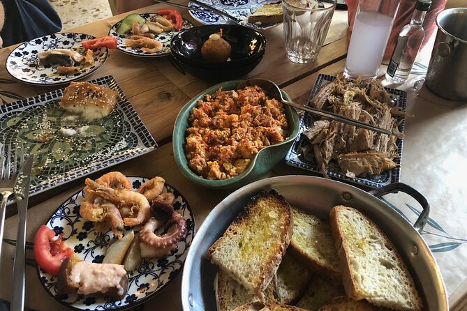Traditional Food tour, Olive oil Tasting with Lunch in Kalamata, Messinia! - Key points to know before booking