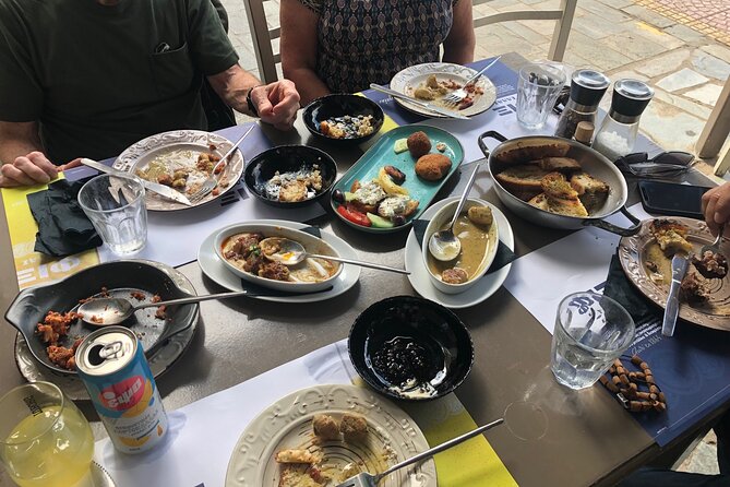 Traditional Food tour, Olive oil Tasting with Lunch in Kalamata, Messinia! - Maria’s guiding style and the private format