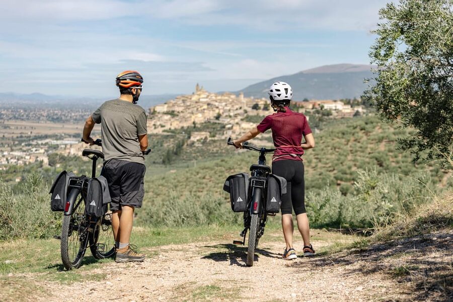 Umbria: E-Bike Rental and Fresh EV Olive Oil Tasting - Why this e-bike ride fits Umbria so well