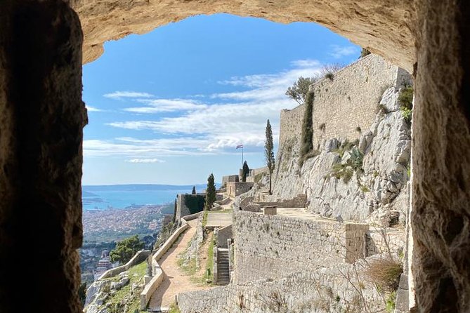 Visit Klis fortress GOT & Olive museum Klis - A half-day pairing above Split