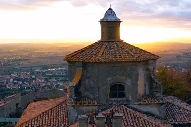 Wine and olive oil tastings with the locals - A 9:30 am pickup and a full day in the countryside