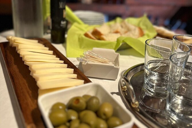 Wine, Honey & Olive Oil of Solta Island - Tasting Tour - Why Šolta works so well for a food tour