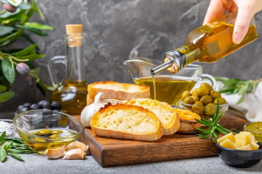 Zadar Olive Oil & Wine with Dalmatian Views & History - The tank memorial and Benkovac’s difficult past